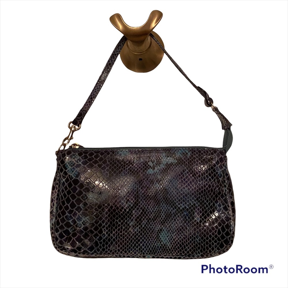 LORD & TAYLOR BAG WRISTLET CLUTCH BLUE REPTILE LOOK LEATHER ITALY ZIP TOP